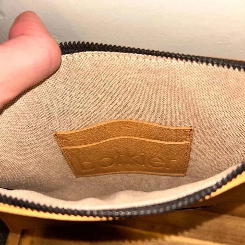BOTKIER Leather Valentina Large Envelope Clutch+Wristlet Strap. Designer. NWT - Picture 11 of 15